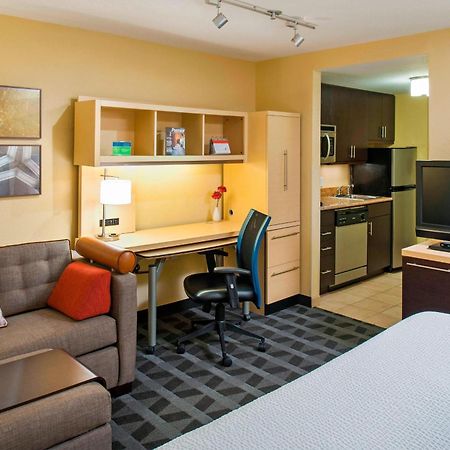 Towneplace Suites By Marriott Bethlehem Easton/Lehigh Valley Hollo Bagian luar foto